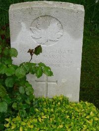 Etaples Military Cemetery - Martin, Henry Lyle
